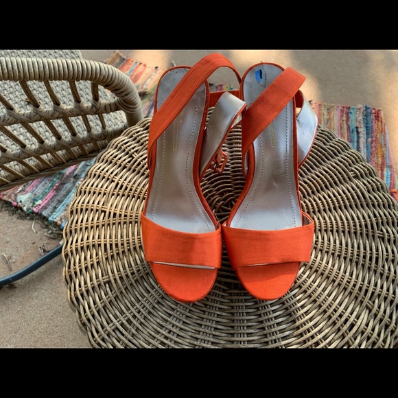BCBGeneration Shoes - EUC BCBG WEDGE CORK HEELS